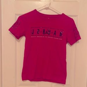 Boy’s Jordan’s t-shirt small (8-10years)